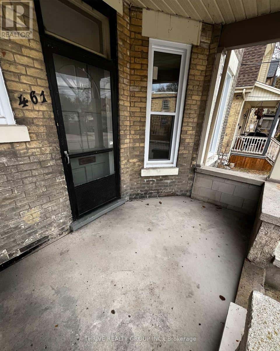 MAIN - 461 ONTARIO STREET — London East (East G), Ontario - Photo 2 of 24