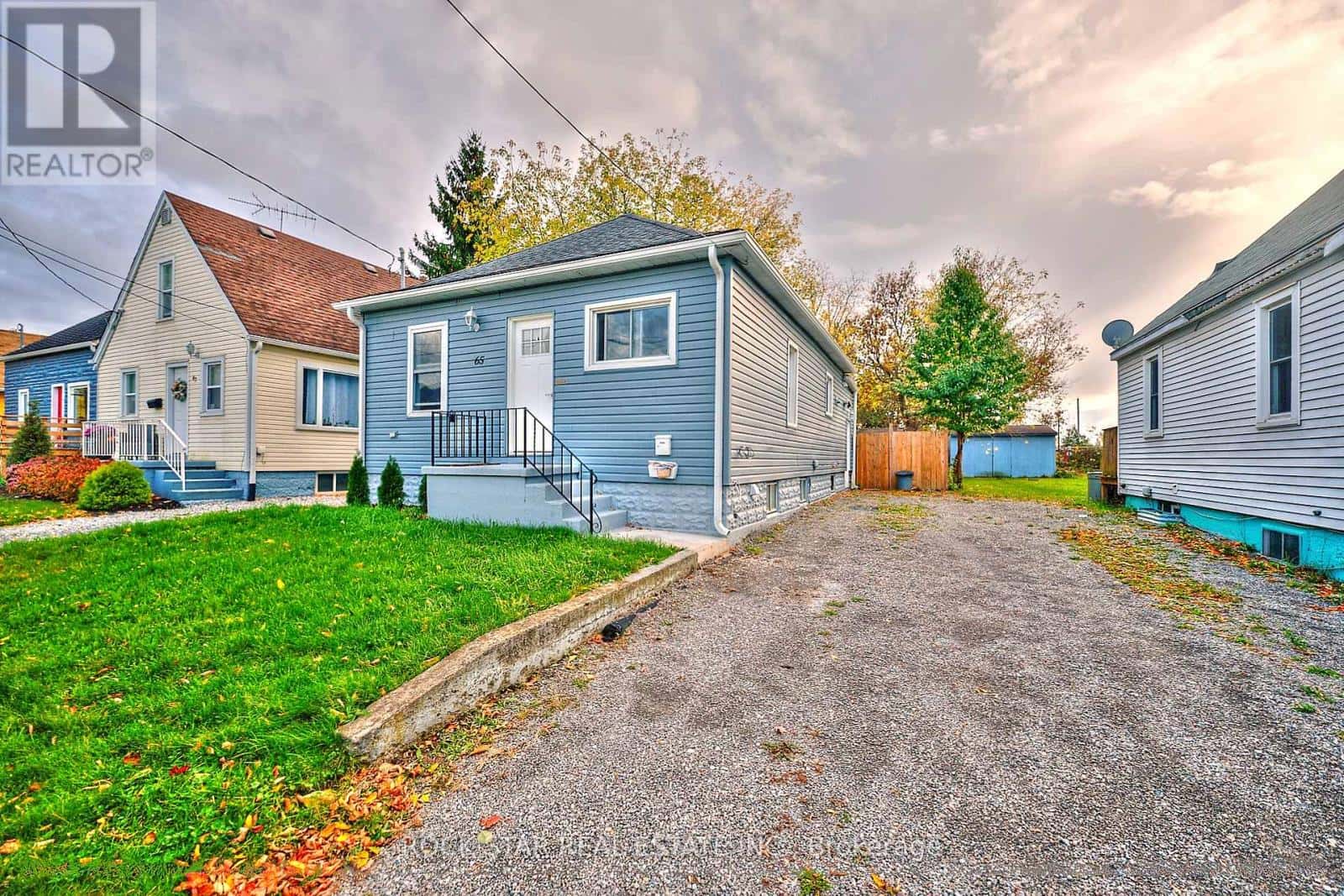 LOWER - 65 ALMOND STREET — Welland (Welland Downtown), Ontario - Photo 2 of 16