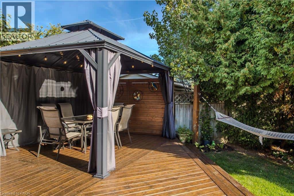 209 PORTAGE Lane — Mount Hope, Ontario - Photo 5 of 46