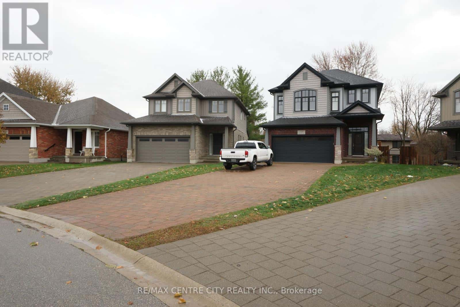 1509 HORSESHOE CRESCENT — London North (North H), Ontario - Photo 2 of 34