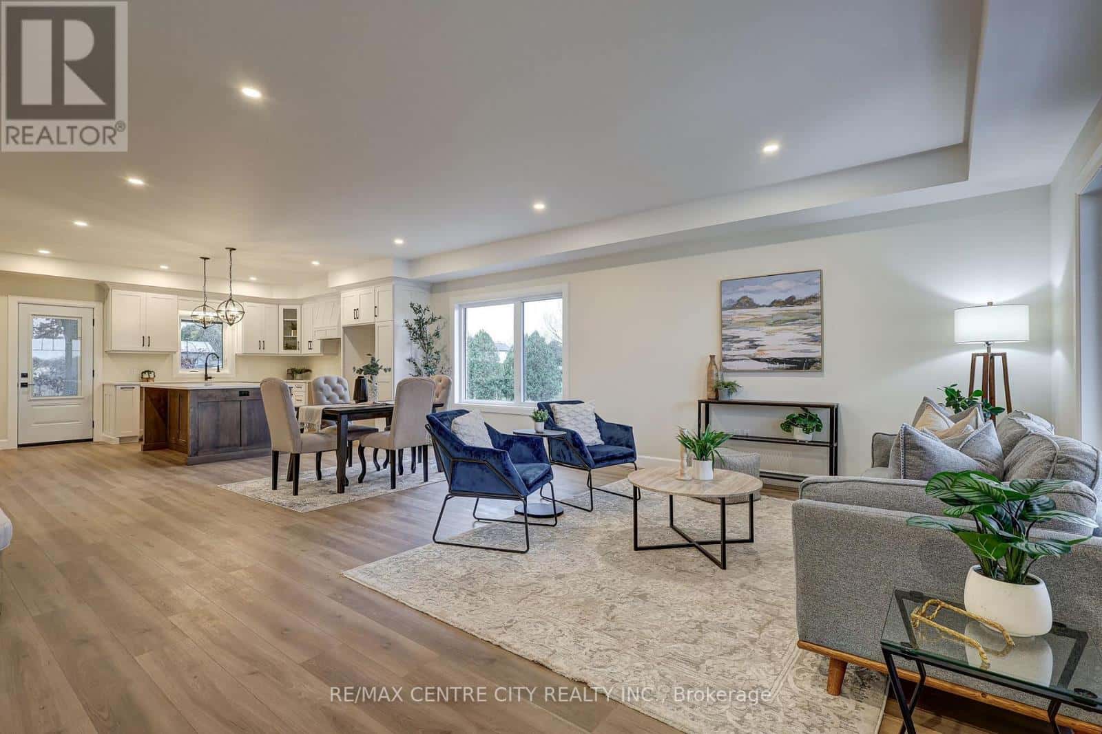 56081 MAVERICK COURT — Bayham, Ontario - Photo 3 of 26