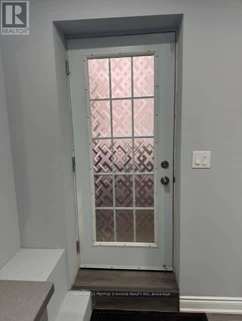 BSMT - 19 JOHN CARROLL DRIVE — Brampton (Toronto Gore Rural Estate), Ontario - Photo 3 of 11