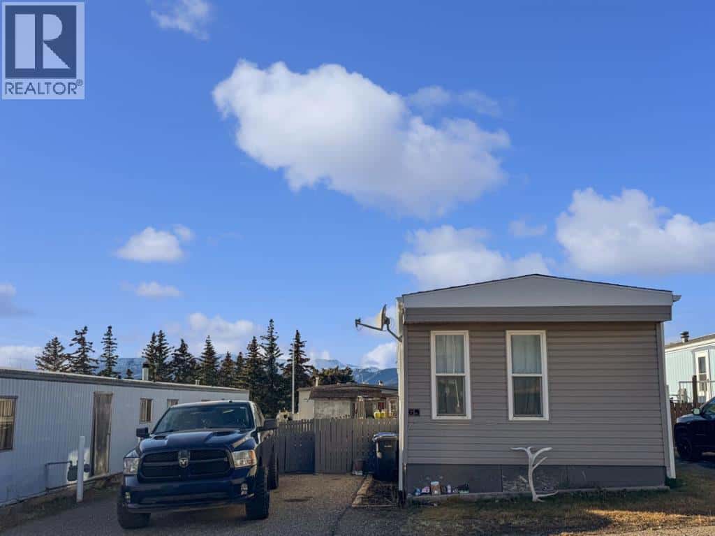 69 Shand Trailer COURT — Grande Cache, Alberta - Photo 2 of 11