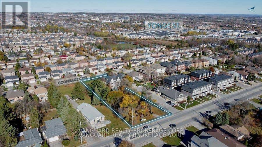 196 ELGIN MILLS ROAD W — Richmond Hill (Westbrook), Ontario - Photo 3 of 3