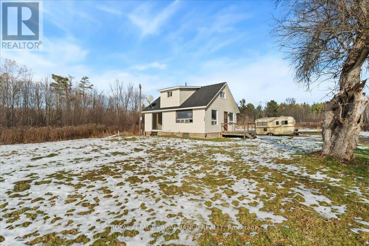 702 FRENCH SETTLEMENT ROAD N — Tweed (Elzevir (Twp)), Ontario - Photo 3 of 50