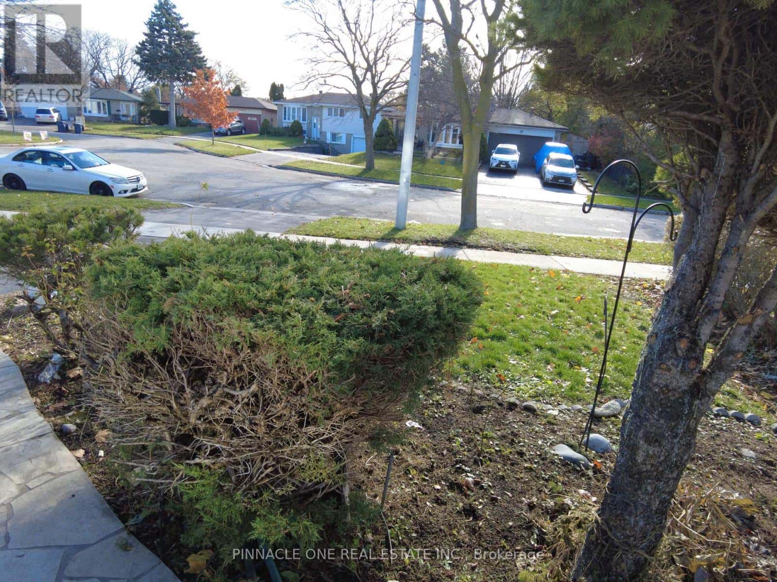 76 SEALSTONE TERRACE — Toronto (Morningside), Ontario - Photo 3 of 29