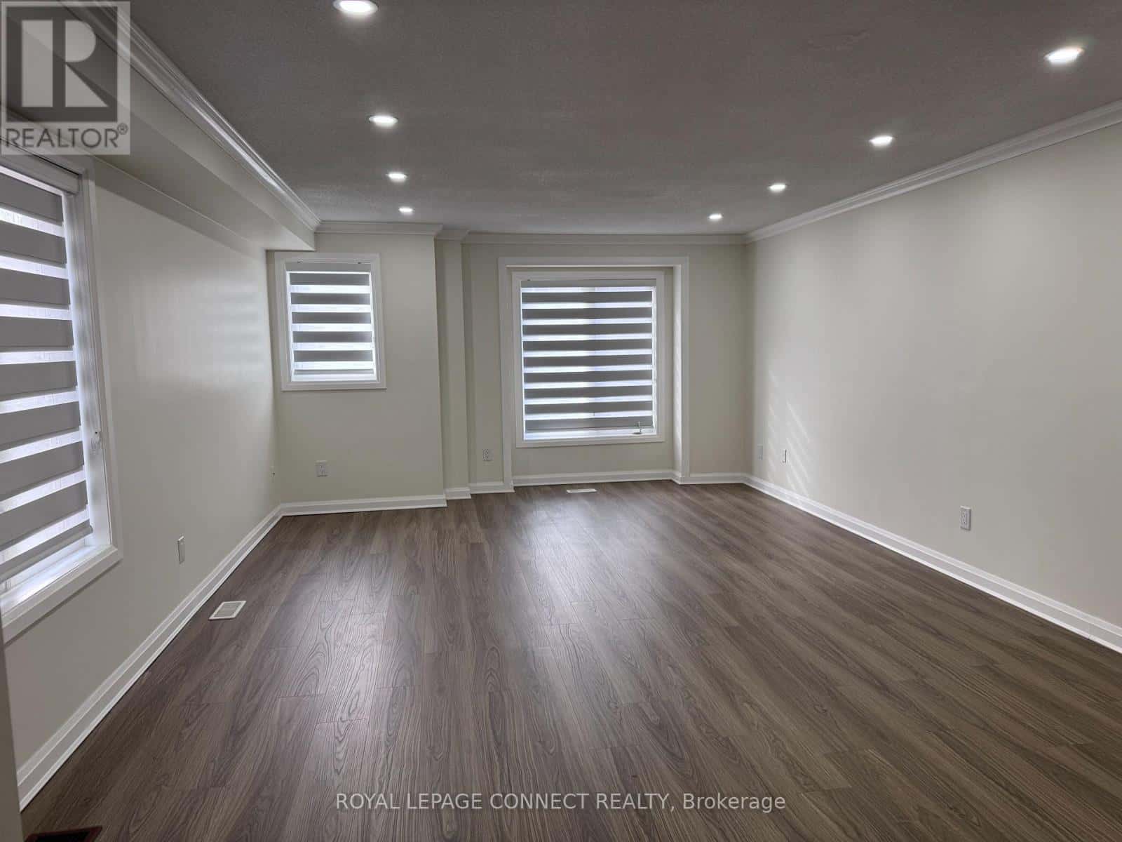 27 TALBOTSHIRE STREET — Ajax (South West), Ontario - Photo 4 of 26