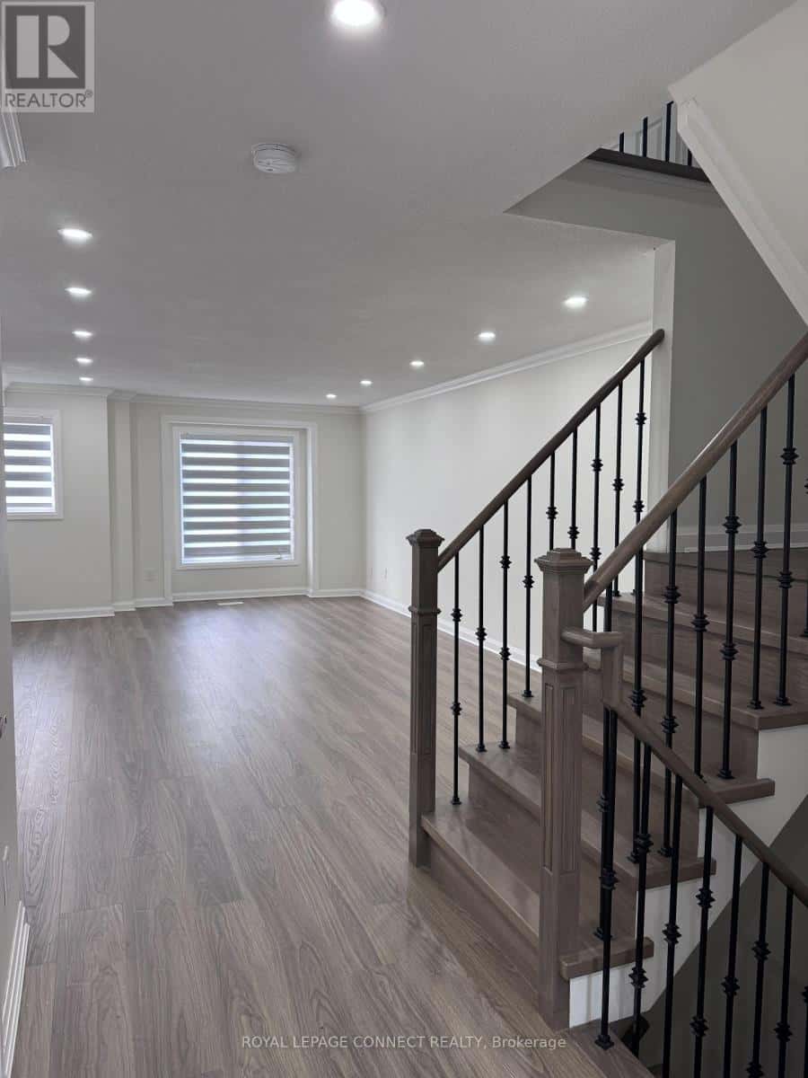 27 TALBOTSHIRE STREET — Ajax (South West), Ontario - Photo 5 of 26