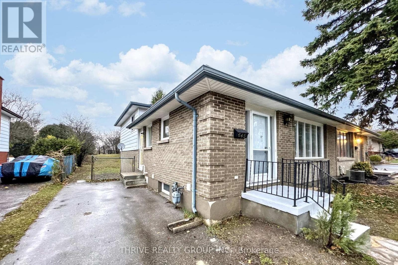 LOWER - 645 CHIDDINGTON AVENUE — London South (South R), Ontario - Main photo