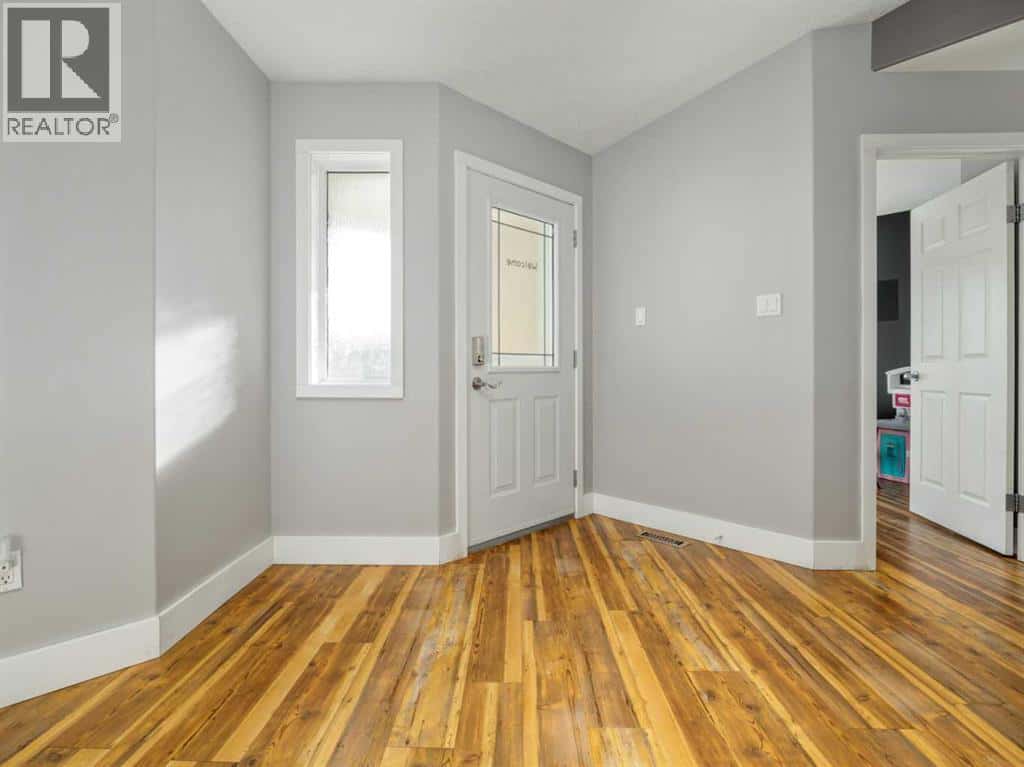 11 Link Spur — Claresholm, Alberta - Photo 5 of 50