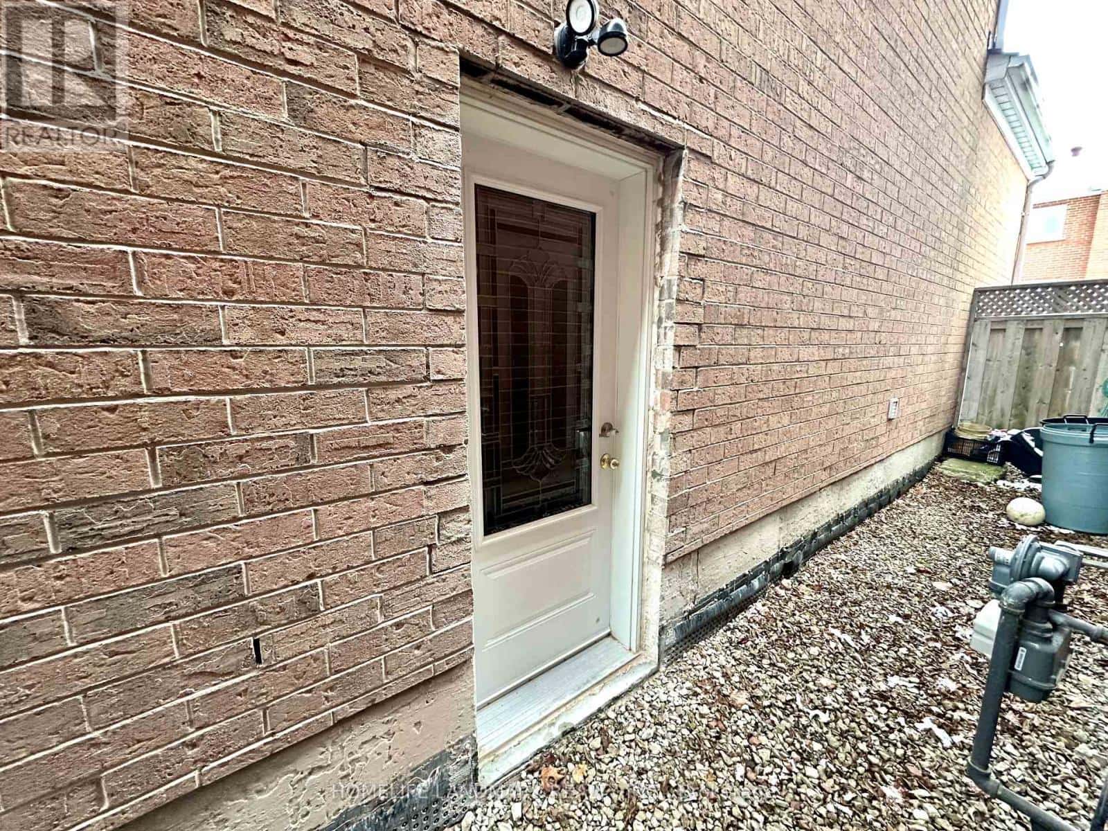 LOWER - 86 SNOWDON CIRCLE — Markham (Markville), Ontario - Photo 2 of 12