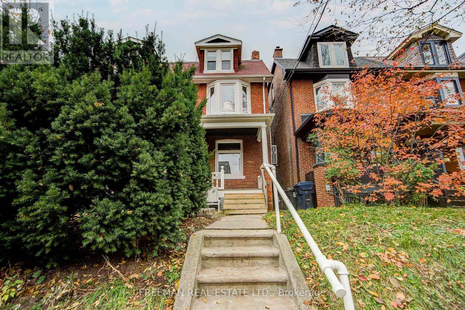 BSMT - 470 GRACE STREET — Toronto (Palmerston-Little Italy), Ontario - Photo 5 of 47