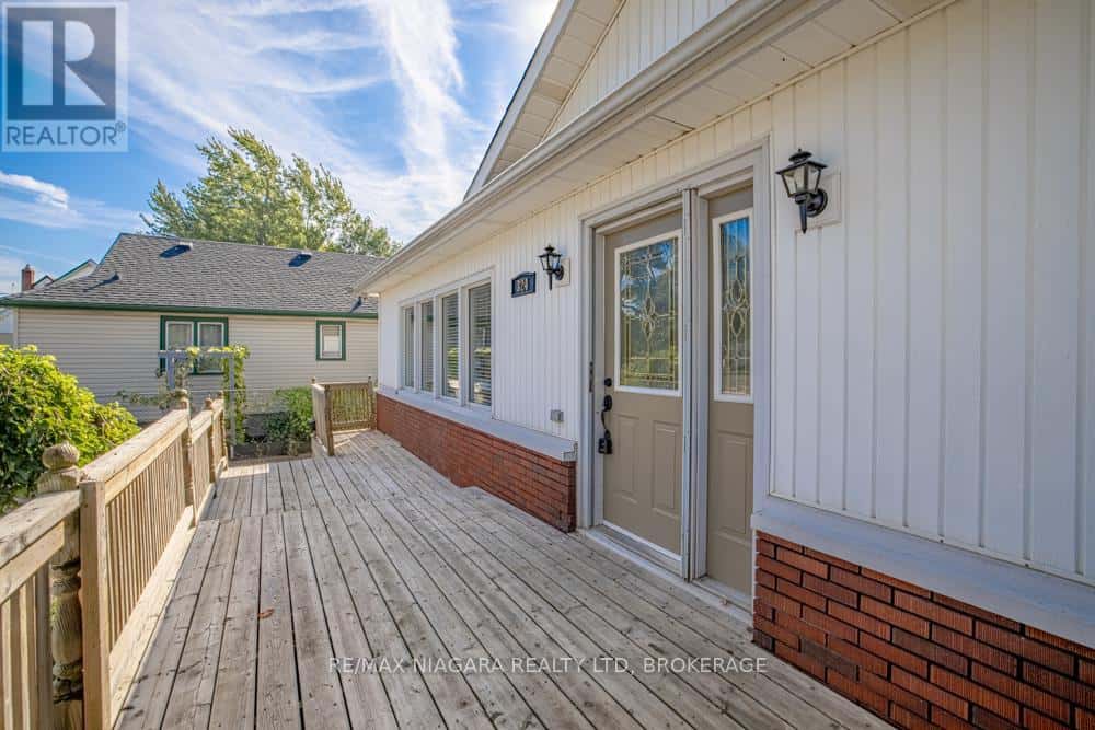 324 LINWELL ROAD — St. Catharines (Vine/Linwell), Ontario - Photo 4 of 26