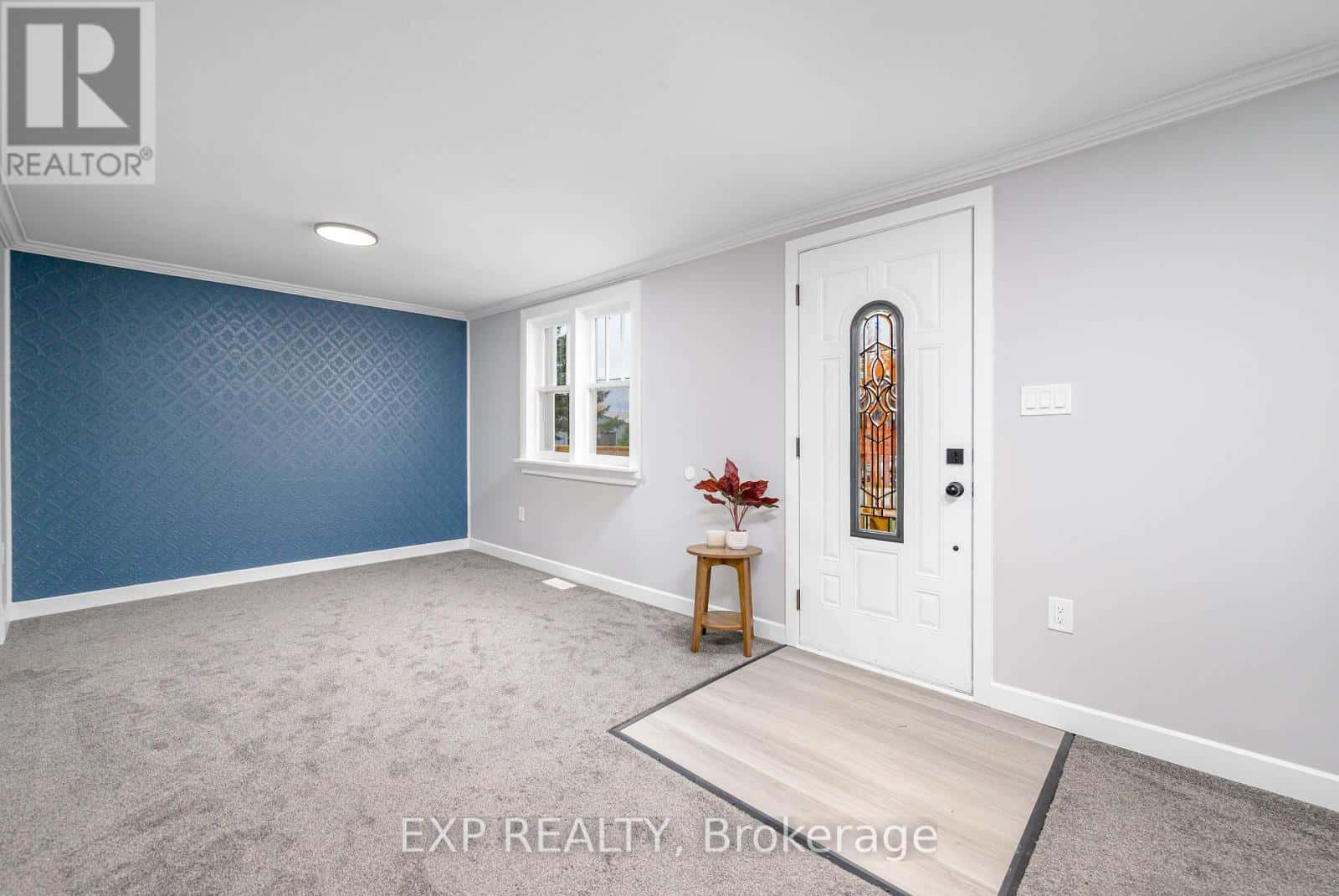 46 YOUNG STREET — Hastings Highlands (Monteagle Ward), Ontario - Photo 4 of 49