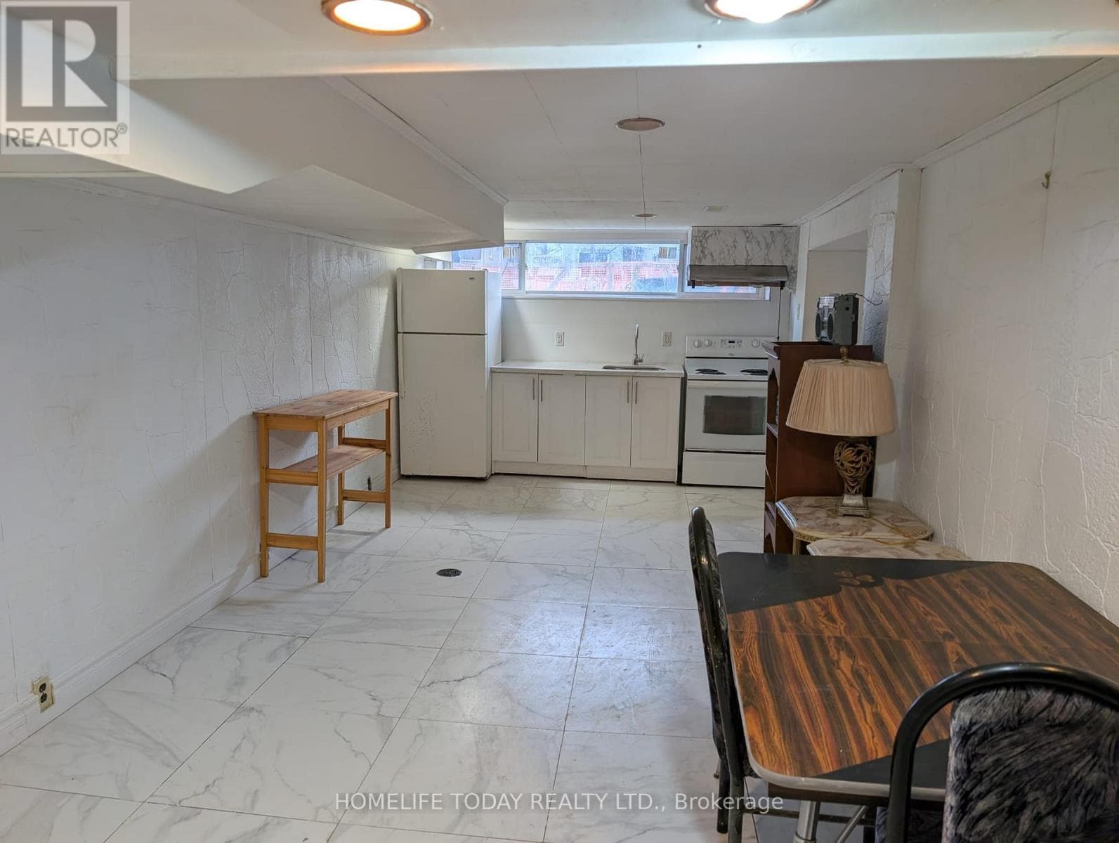 BSMT - 170 MAGNOLIA AVENUE — Toronto (Kennedy Park), Ontario - Main photo