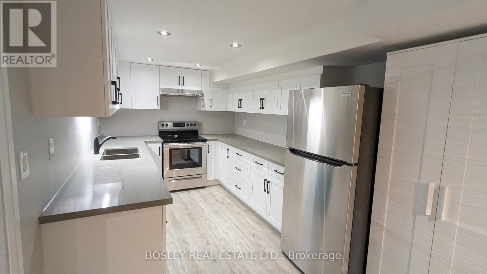 LOWER - 40 SMYTH CRESCENT — New Tecumseth (Beeton), Ontario - Main photo