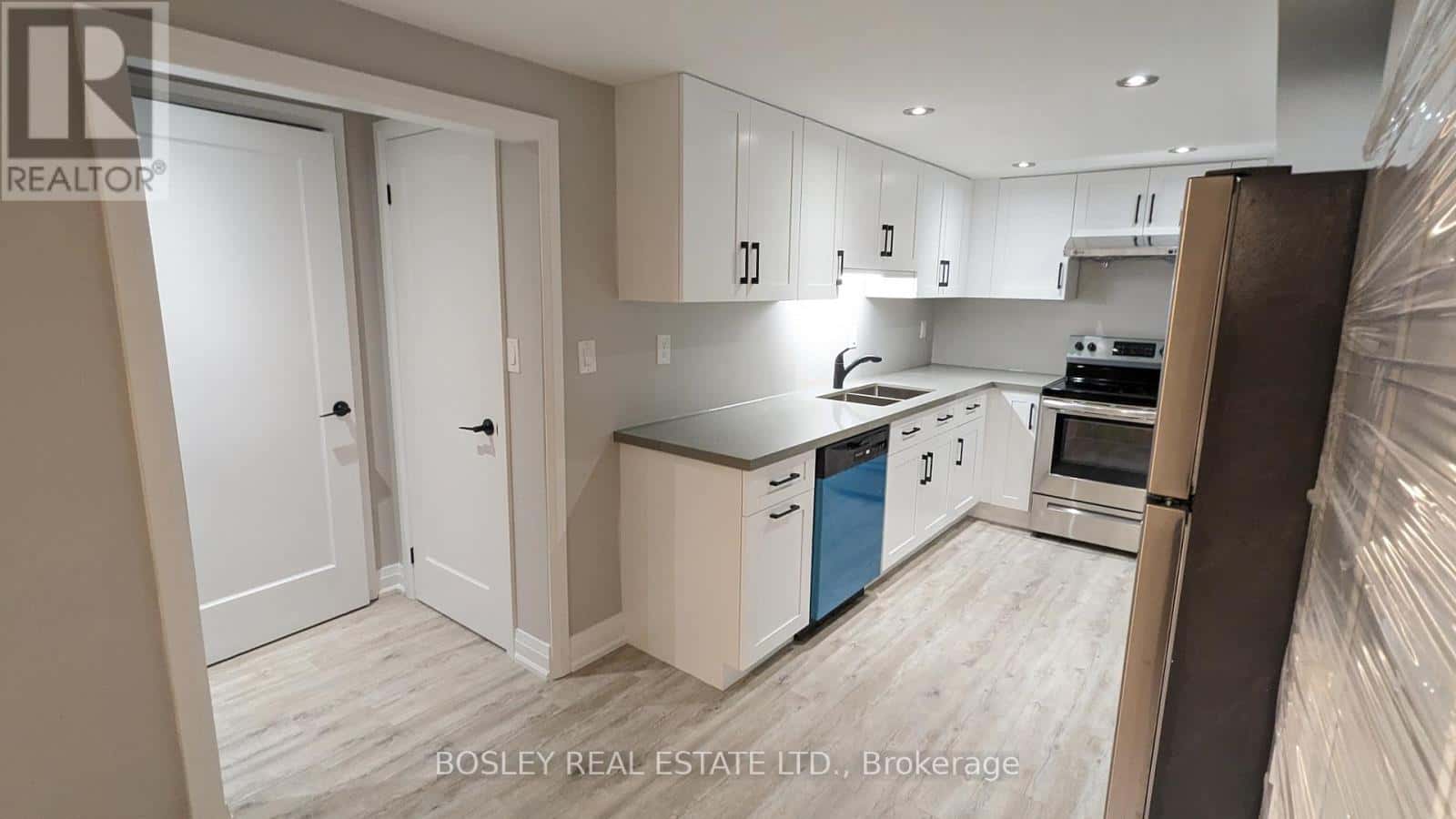 LOWER - 40 SMYTH CRESCENT — New Tecumseth (Beeton), Ontario - Photo 5 of 14