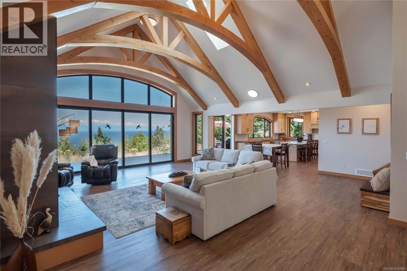 573 Horseshoe Rd — Gabriola Island, British Columbia - Photo 3 of 54