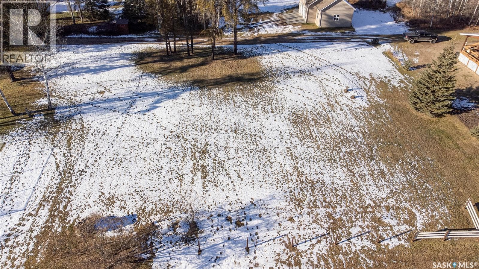 7 Main STREET — Pierceland, Saskatchewan - Main photo