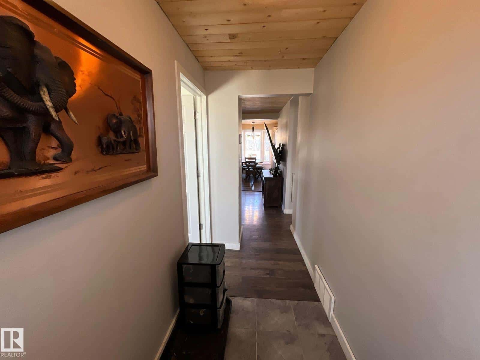 4972 CENTRE ST — New Sarepta, Alberta - Photo 3 of 39