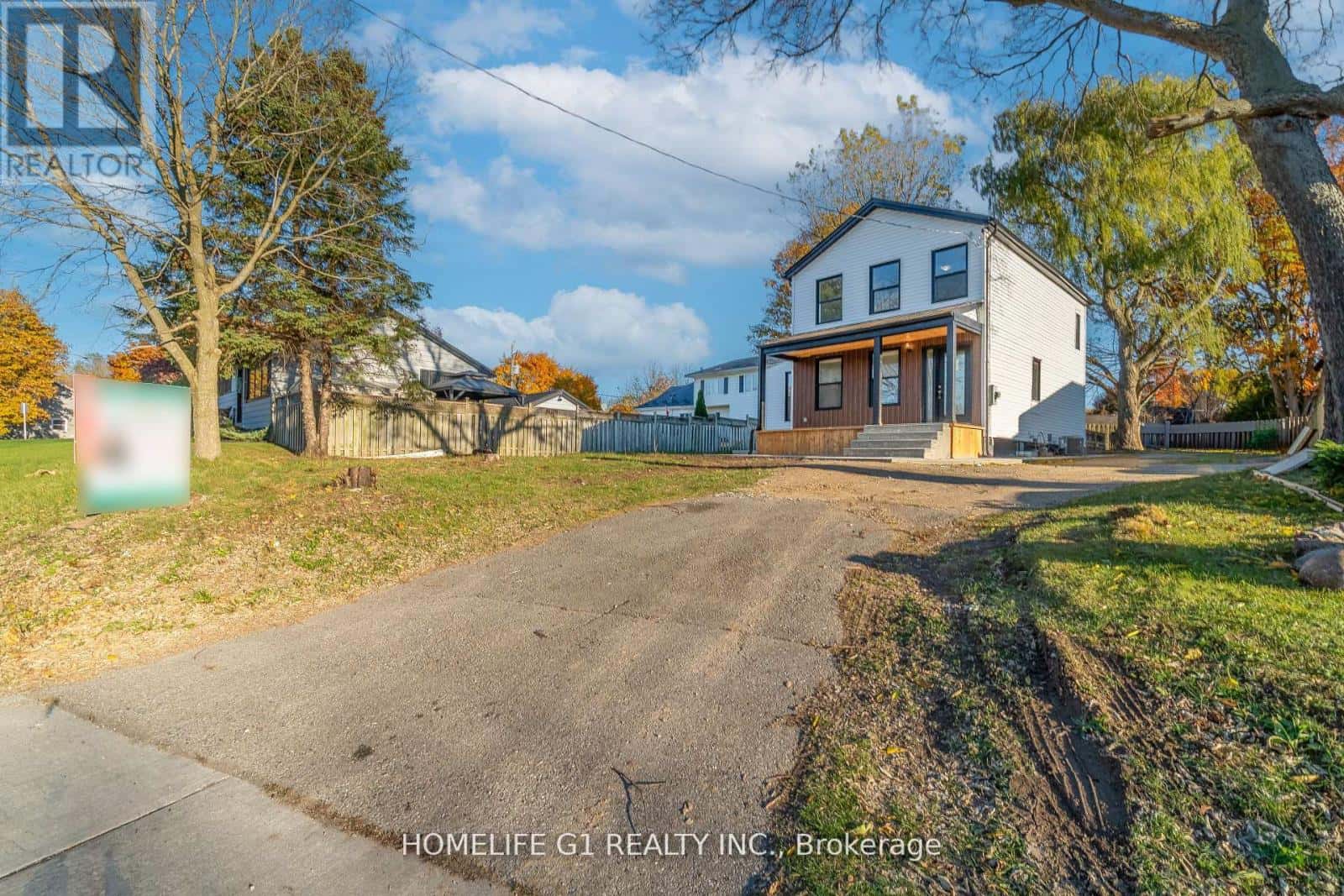 241 CHARLES STREET W — Ingersoll (Ingersoll - South), Ontario - Photo 4 of 28