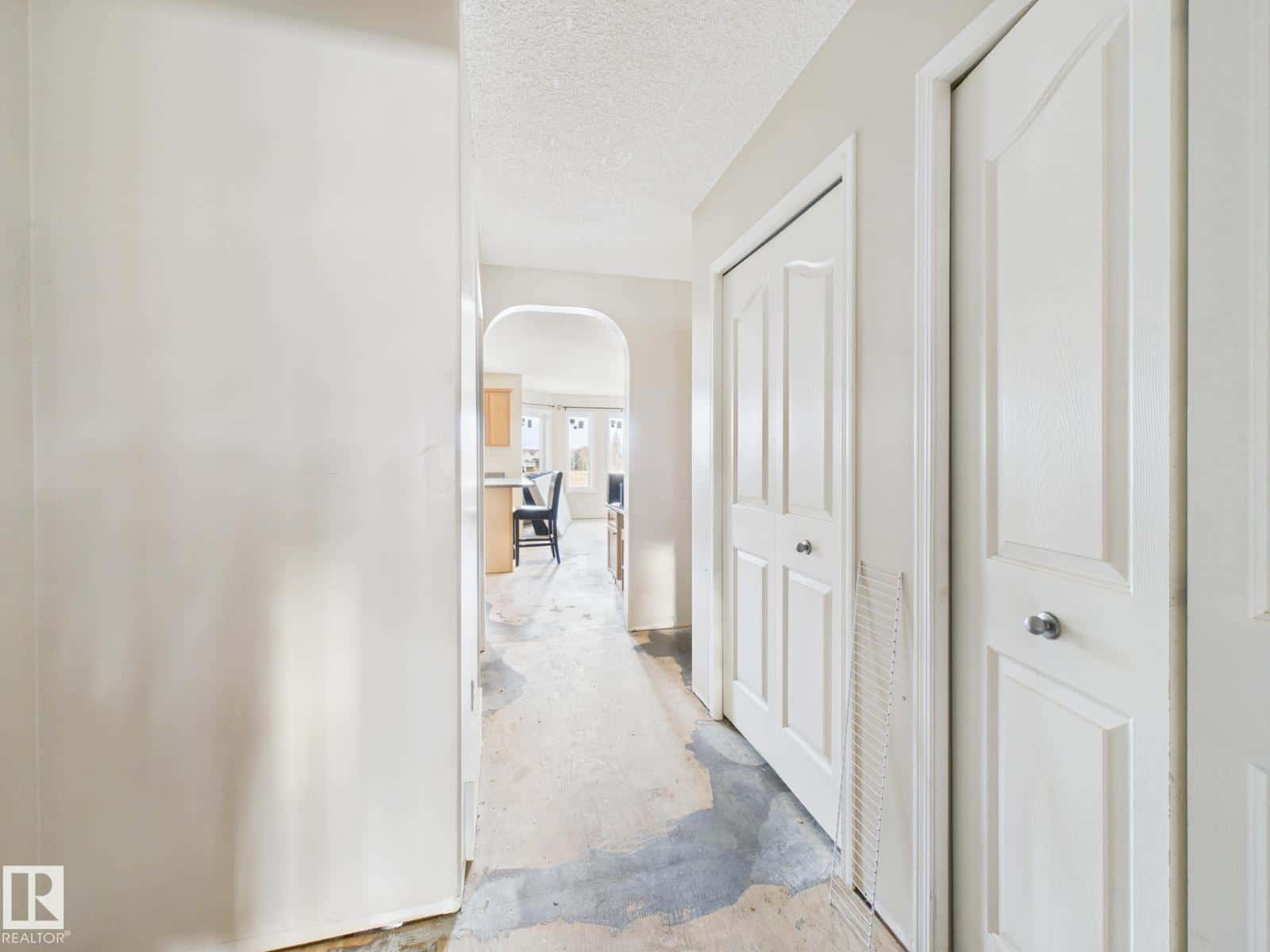 11 GREENBRIAR PL — Stony Plain, Alberta - Photo 5 of 65