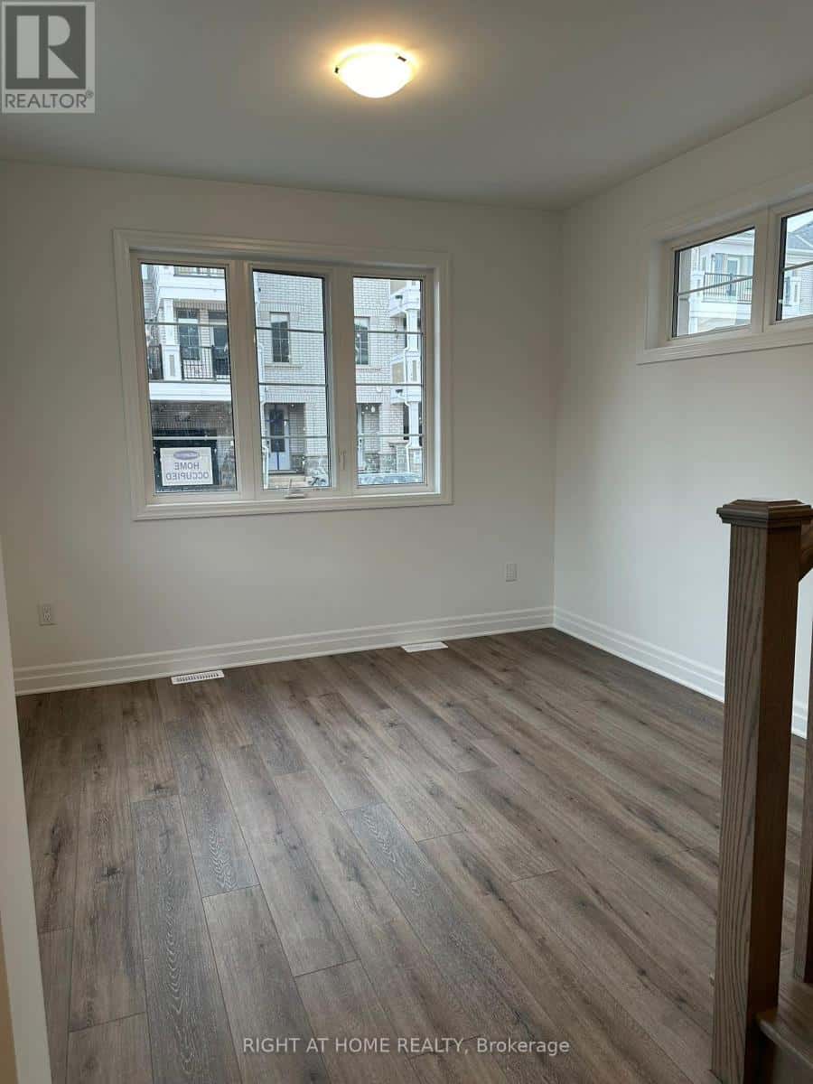 1263 HAVELOCK GARDENS — Milton (BW Bowes), Ontario - Photo 4 of 21