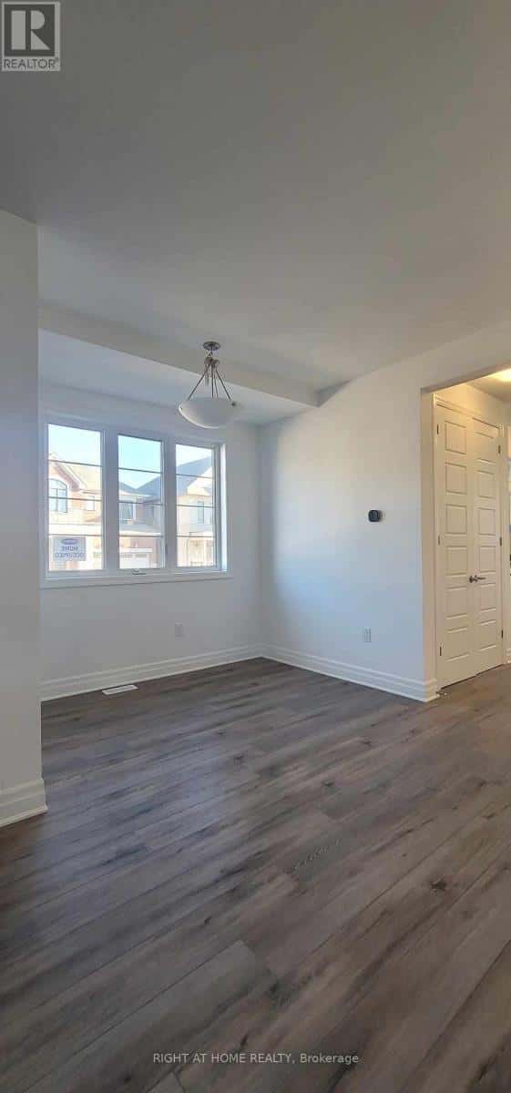 1263 HAVELOCK GARDENS — Milton (BW Bowes), Ontario - Photo 5 of 21