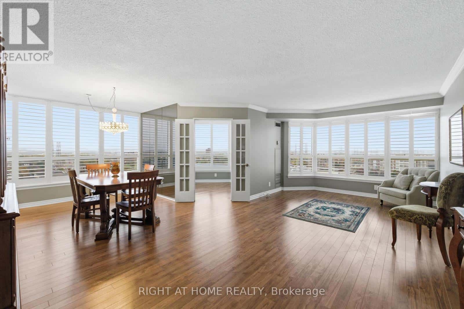 1104 - 1890 VALLEY FARM ROAD — Pickering (Town Centre), Ontario - Photo 2 of 43