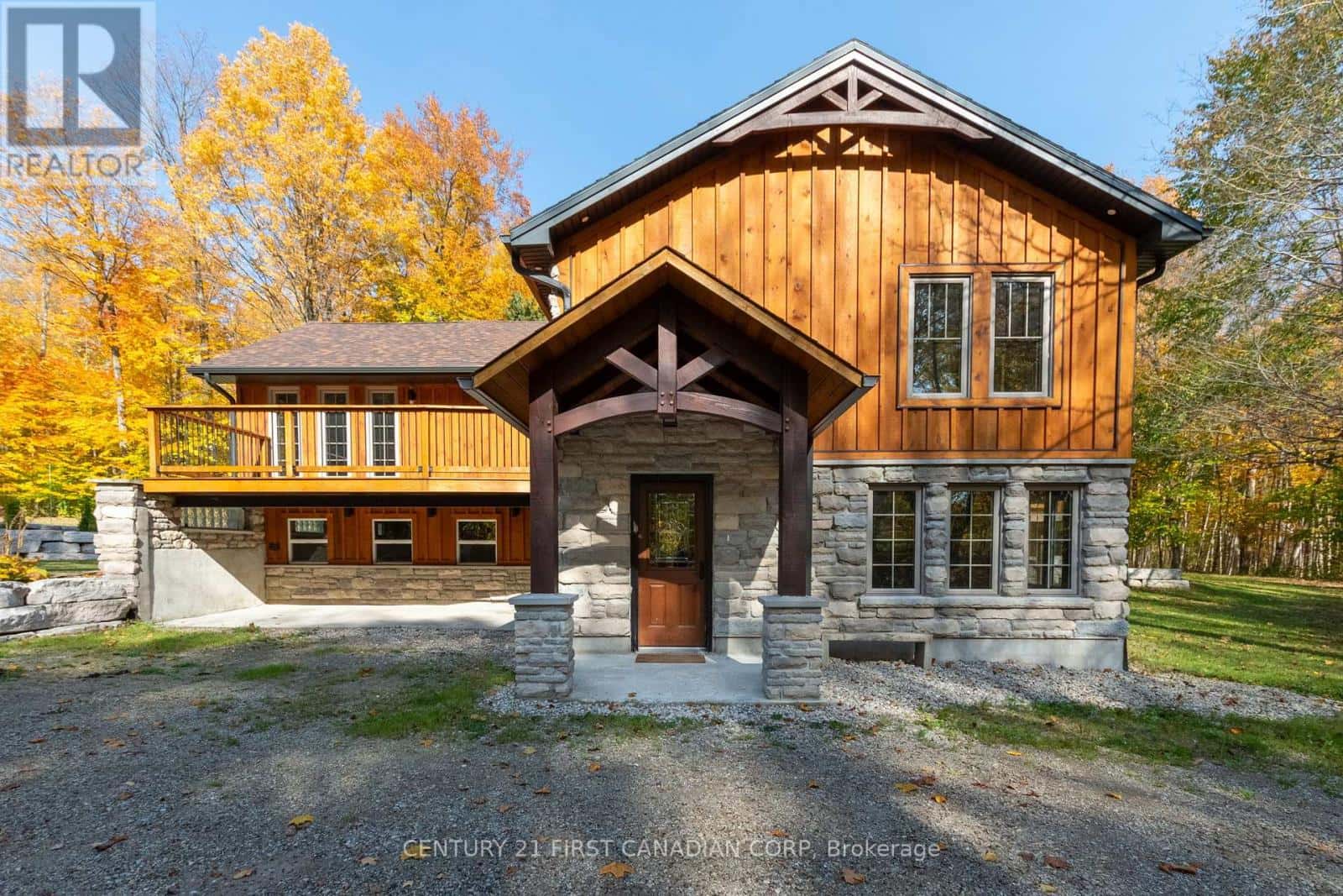 10771 MELROSE DRIVE — Middlesex Centre, Ontario - Photo 2 of 33