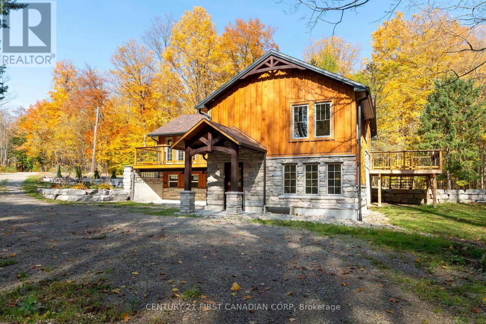 10771 MELROSE DRIVE — Middlesex Centre, Ontario - Photo 3 of 33