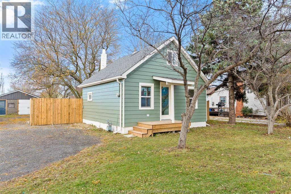 89 Queen STREET North — Tilbury, Ontario - Main photo