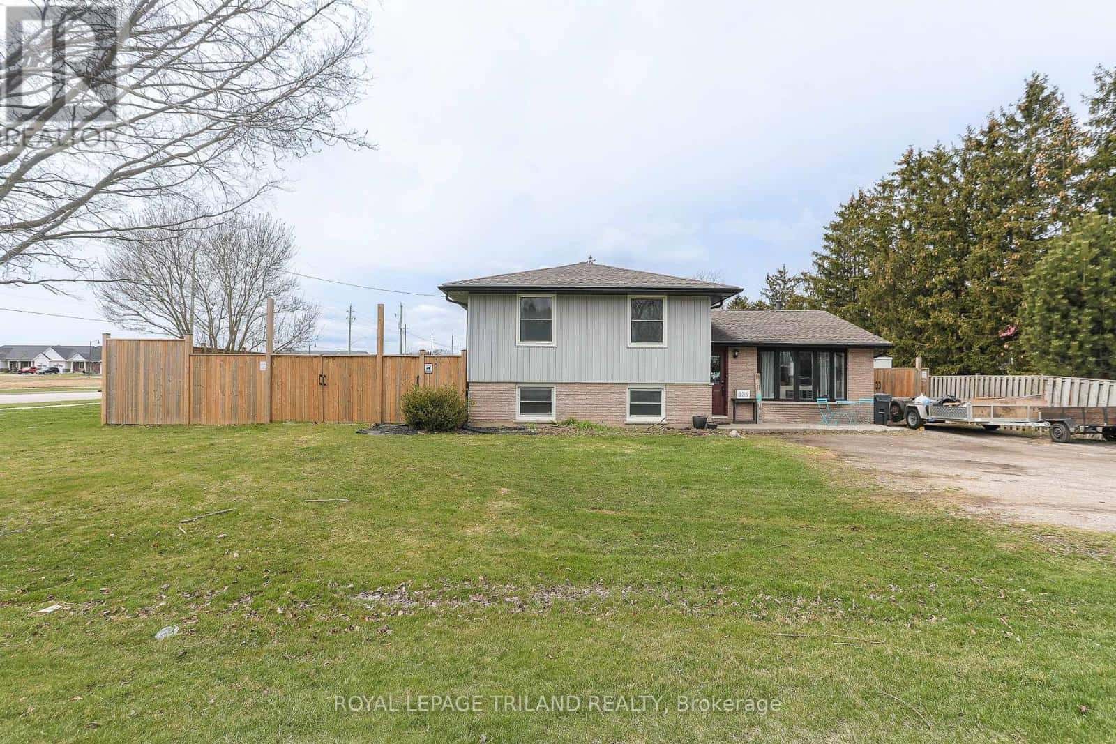 139 COULTER AVE AVENUE — Central Elgin, Ontario - Photo 5 of 44