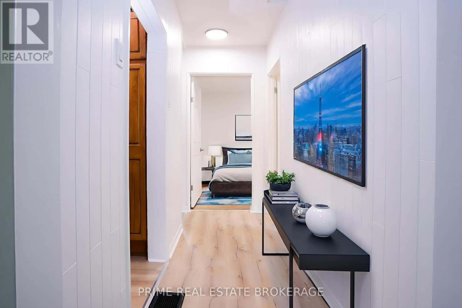 383 EDMONTON STREET — London East (East H), Ontario - Photo 3 of 10