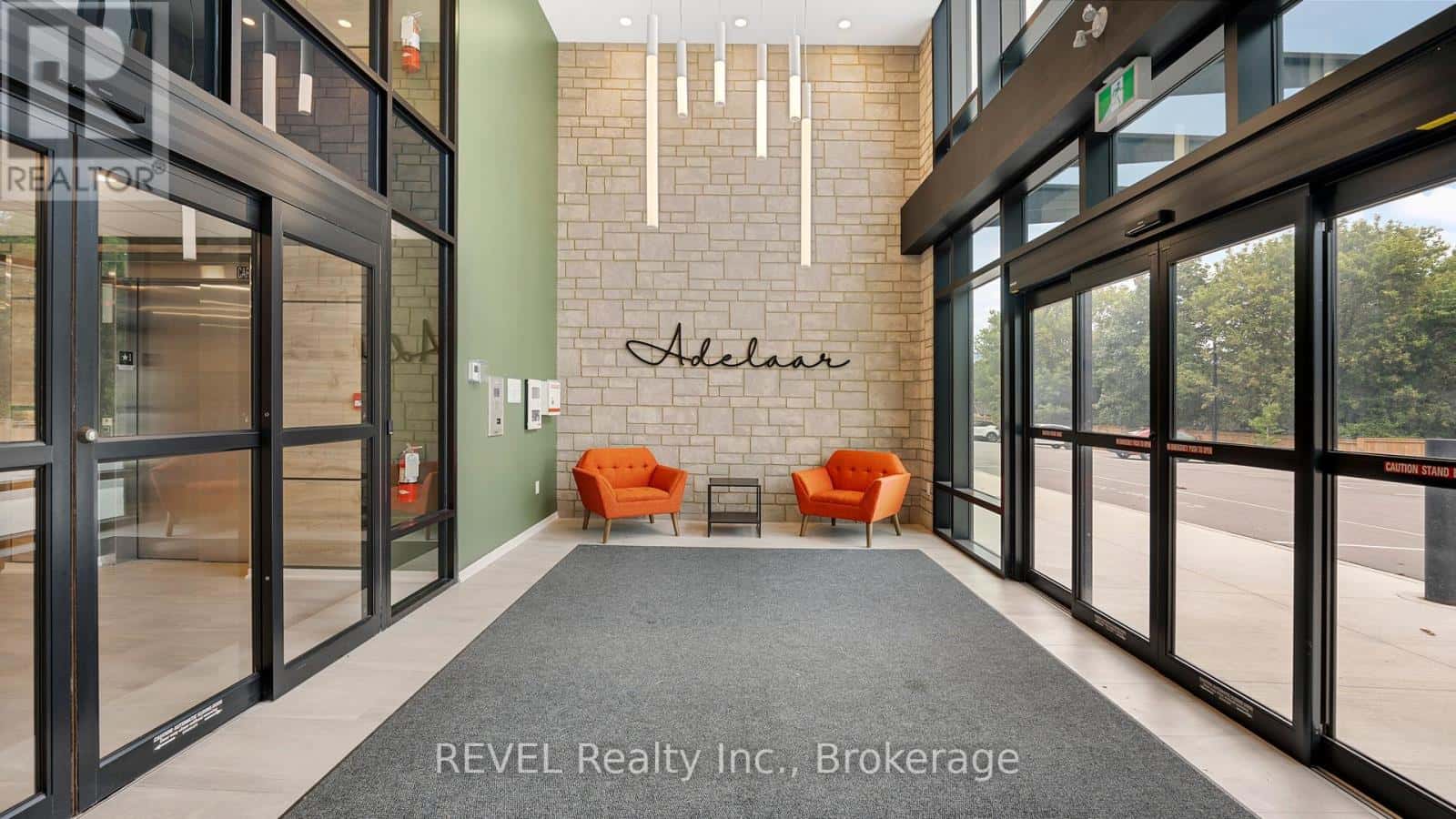 106 - 3998 VICTORIA AVENUE — Lincoln (Lincoln-Jordan/Vineland), Ontario - Photo 2 of 44