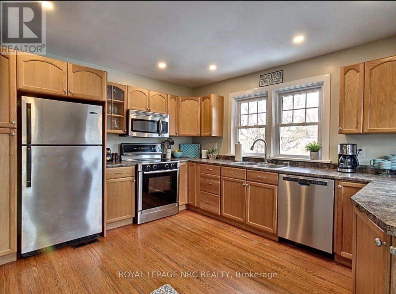 6226 PINE GROVE AVENUE — Niagara Falls (Dorchester), Ontario - Photo 4 of 27