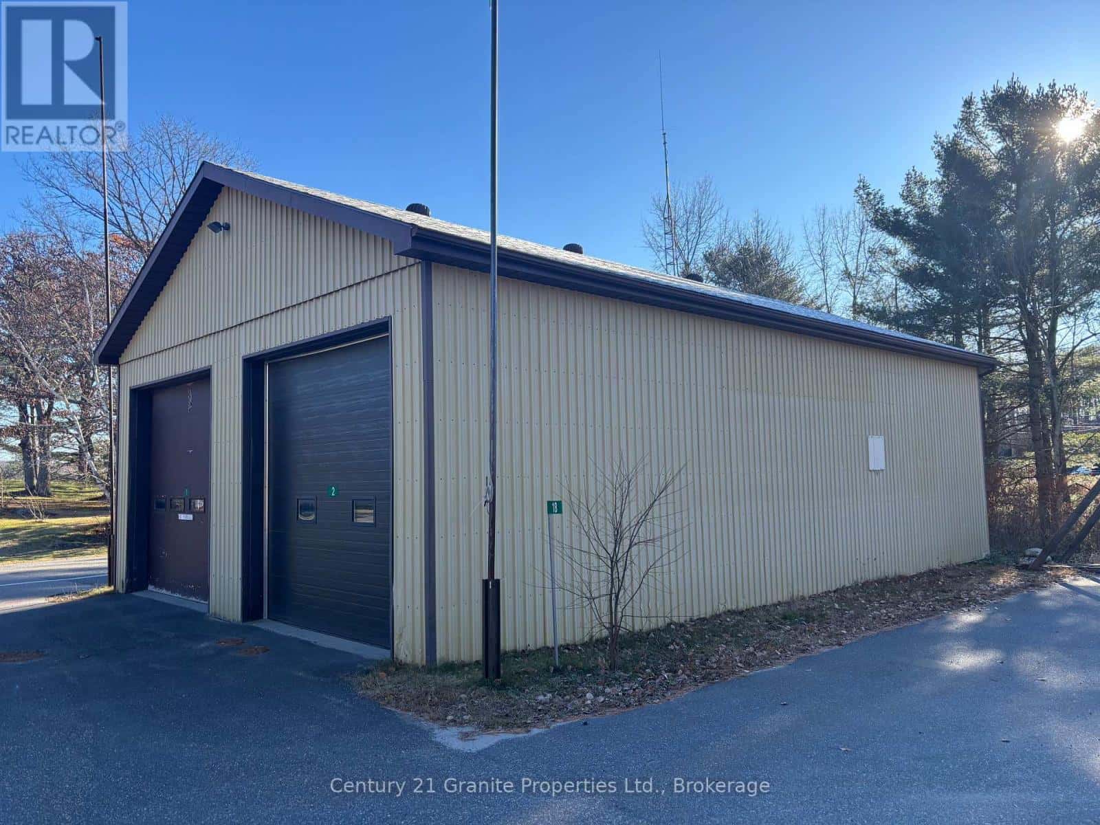 18 MCKAIG ROAD — Seguin, Ontario - Photo 2 of 7