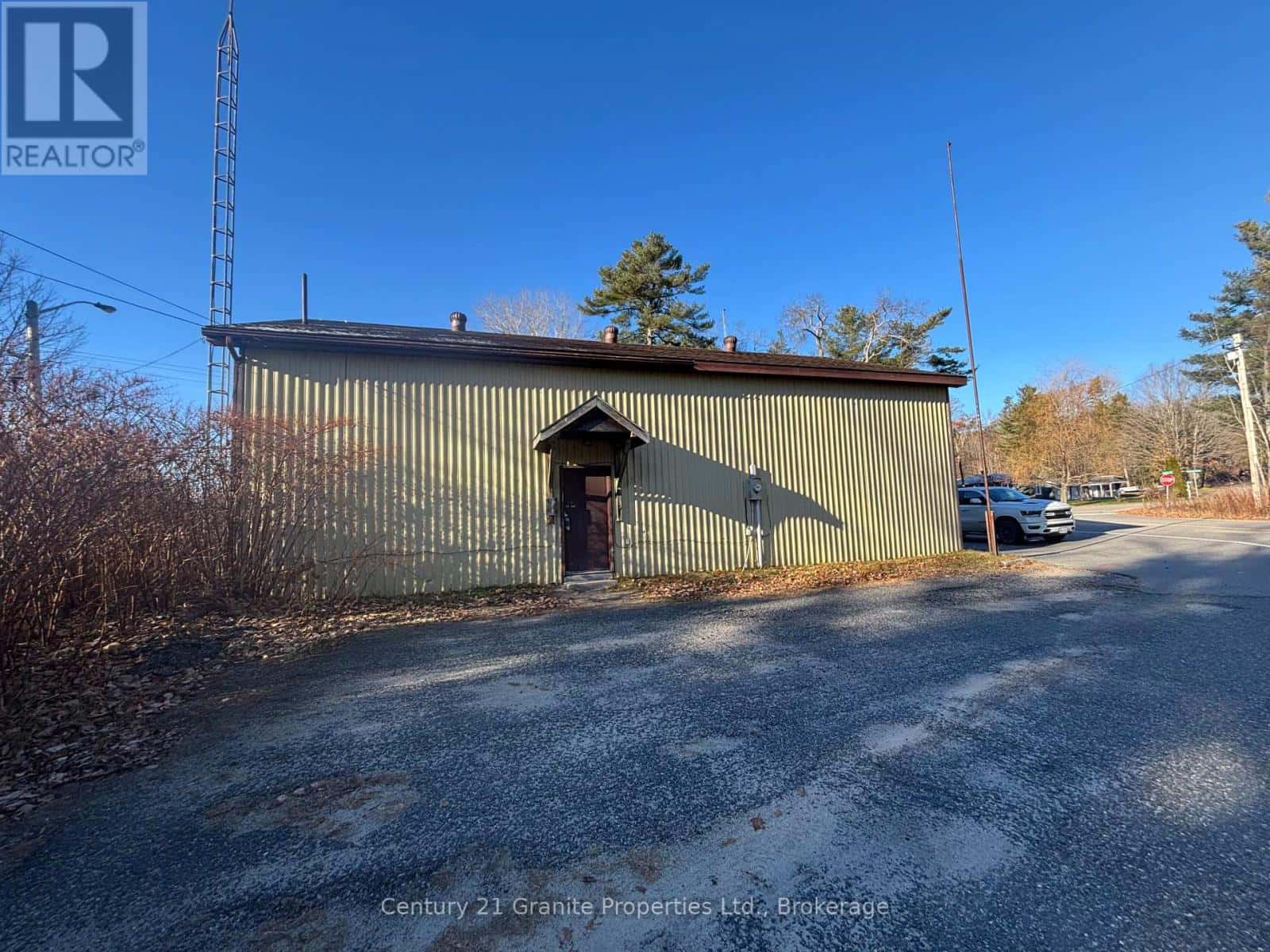 18 MCKAIG ROAD — Seguin, Ontario - Photo 3 of 7