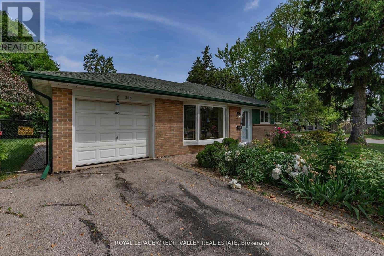 254 BARTLEY BULL PARKWAY — Brampton (Brampton East), Ontario - Photo 3 of 46