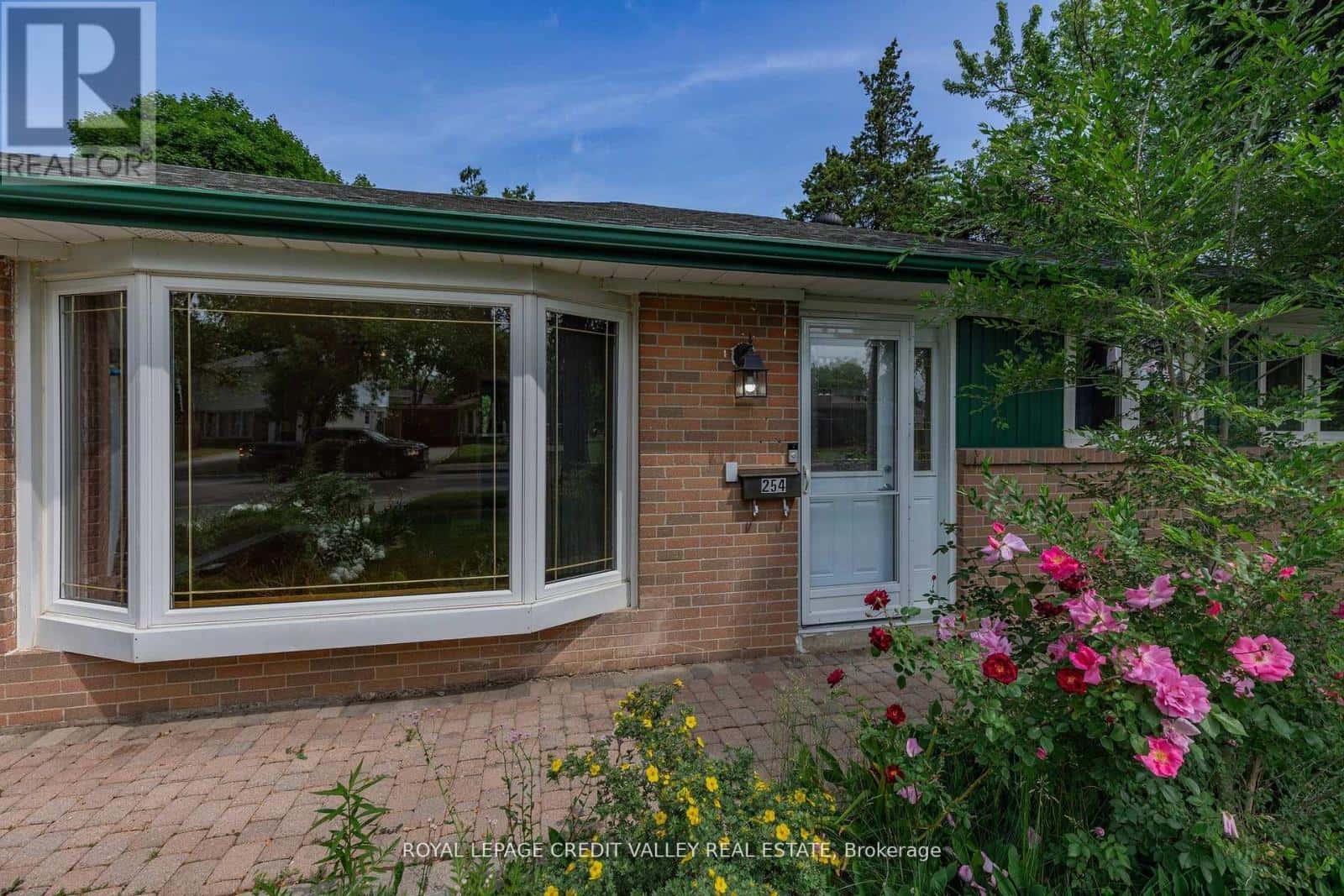 254 BARTLEY BULL PARKWAY — Brampton (Brampton East), Ontario - Photo 4 of 46