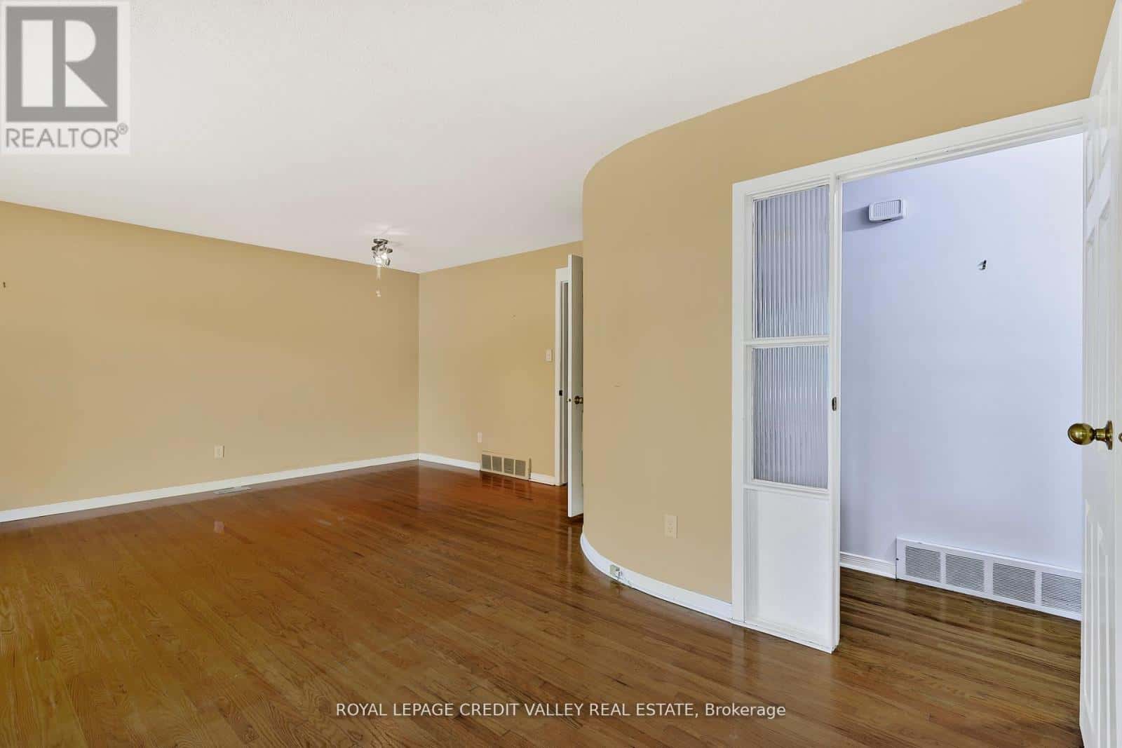 254 BARTLEY BULL PARKWAY — Brampton (Brampton East), Ontario - Photo 5 of 46