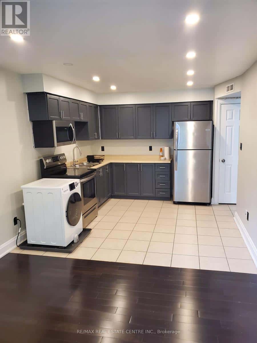 310 - 28 VICTORIA AVENUE — Hamilton (Landsdale), Ontario - Photo 3 of 8