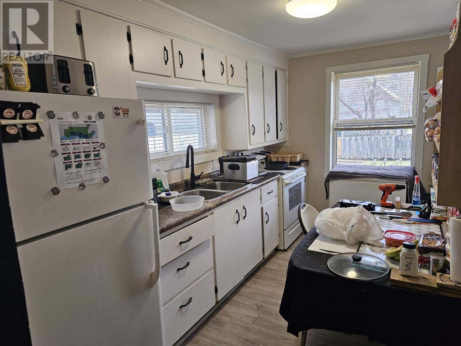 84 Pilgrim ST — Sault Ste Marie, Ontario - Photo 5 of 11