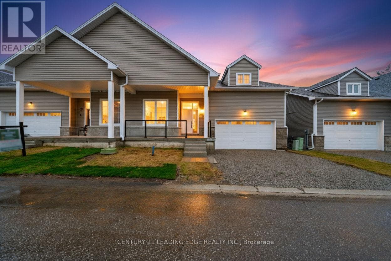 8 TURNBERRY COURT — Bracebridge (Monck (Bracebridge)), Ontario - Main photo