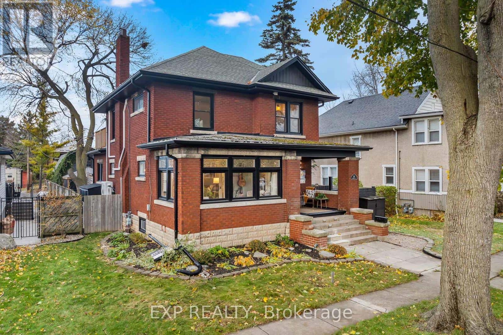 231 CHARLOTTE STREET — Port Colborne (Sugarloaf), Ontario - Photo 2 of 41