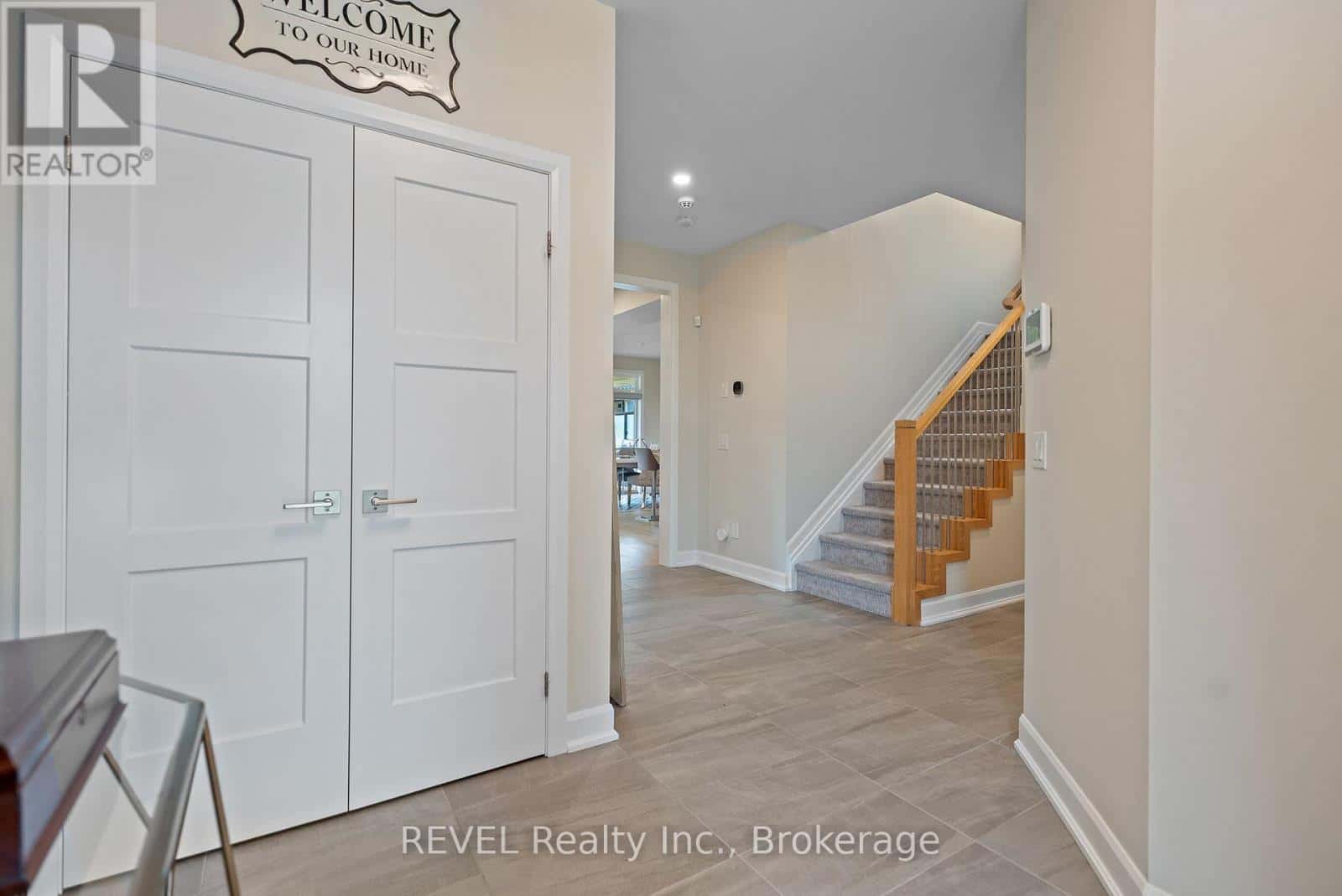 3809 SIMPSON LANE — Fort Erie (Black Creek), Ontario - Photo 3 of 50