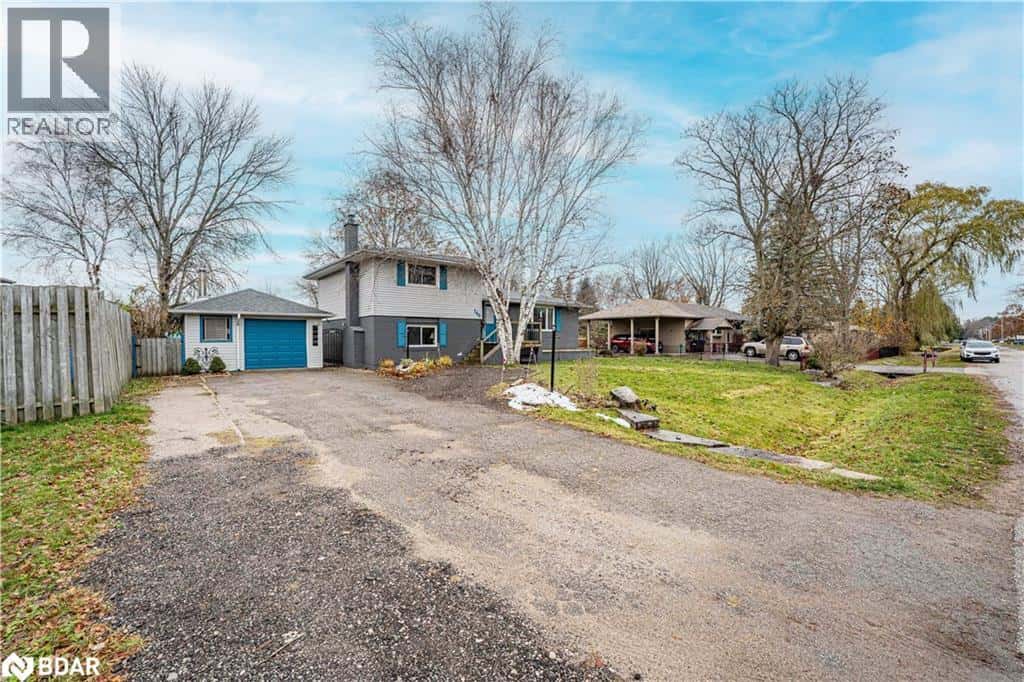 246 CALFORD Street — Angus, Ontario - Photo 3 of 42