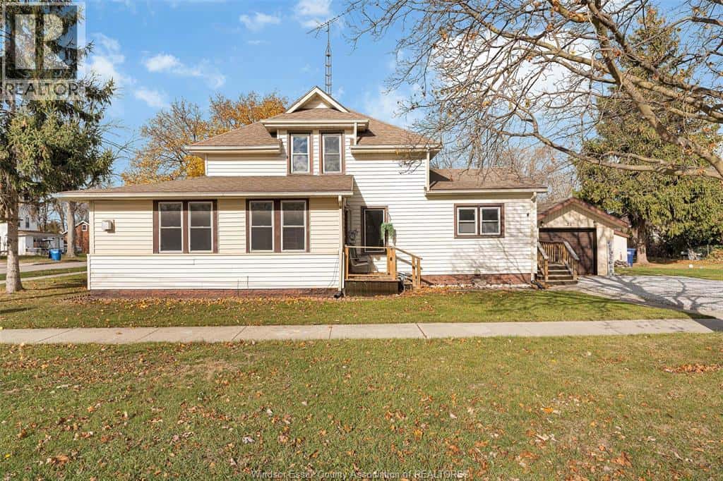 21 Mable STREET — Tilbury, Ontario - Photo 2 of 35