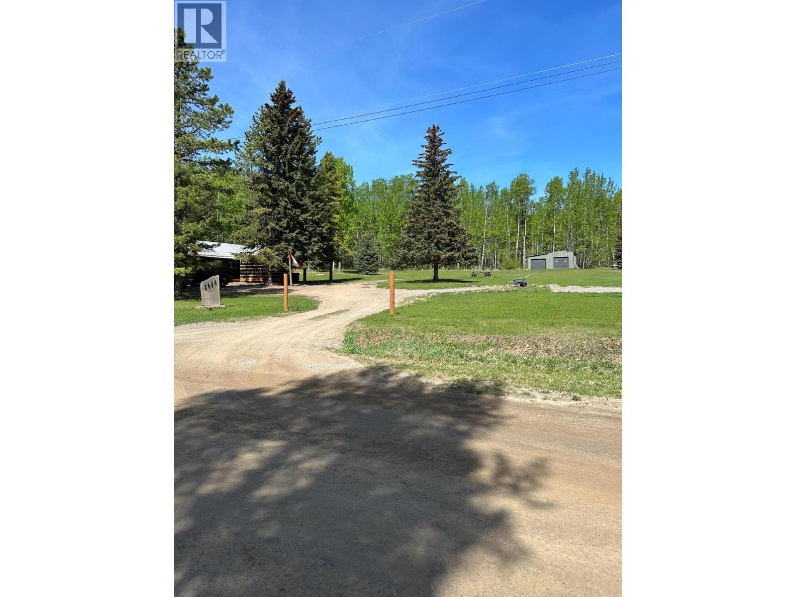 5640 Westgate Road NW — Chetwynd, British Columbia - Main photo