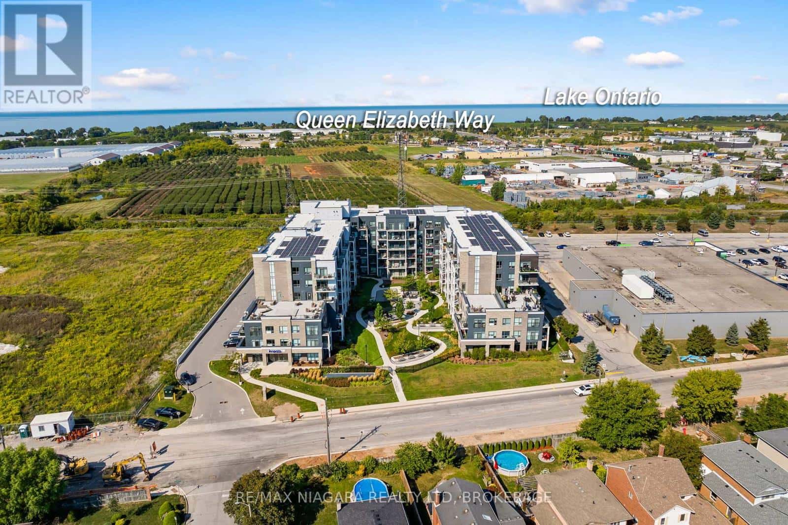 131 - 5055 GREENLANE ROAD — Lincoln (Lincoln Lake), Ontario - Photo 2 of 35